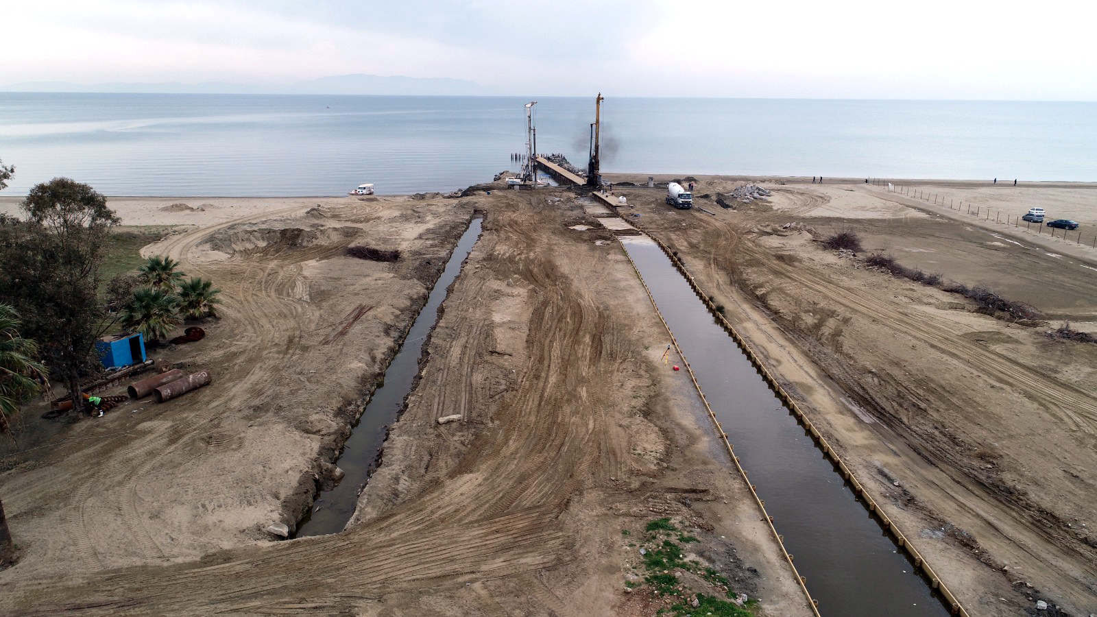 Antik kanal inşaatı sürüyor