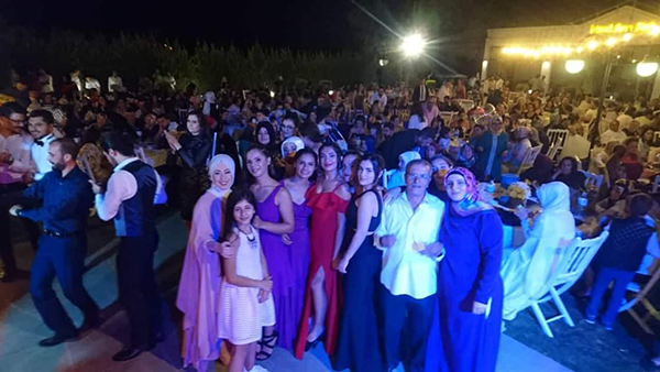 Esin ve Rıfat çiftinin mutlu günü