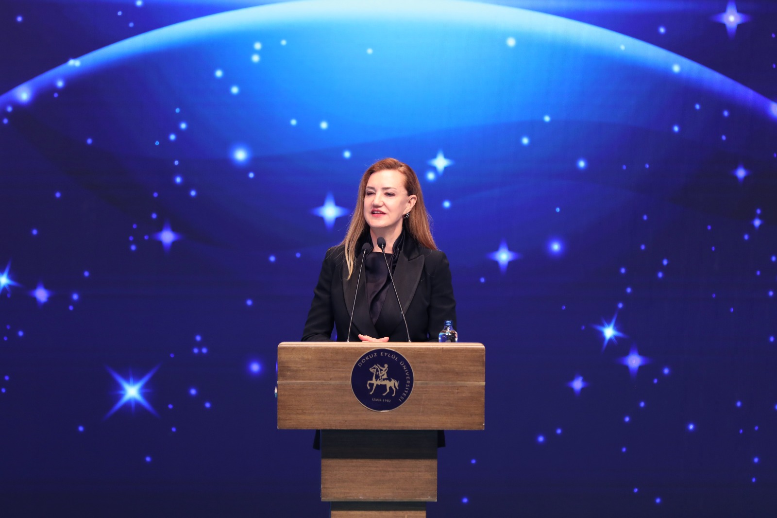 DEÜ, Selçuk Bayraktar'ı ağırladı