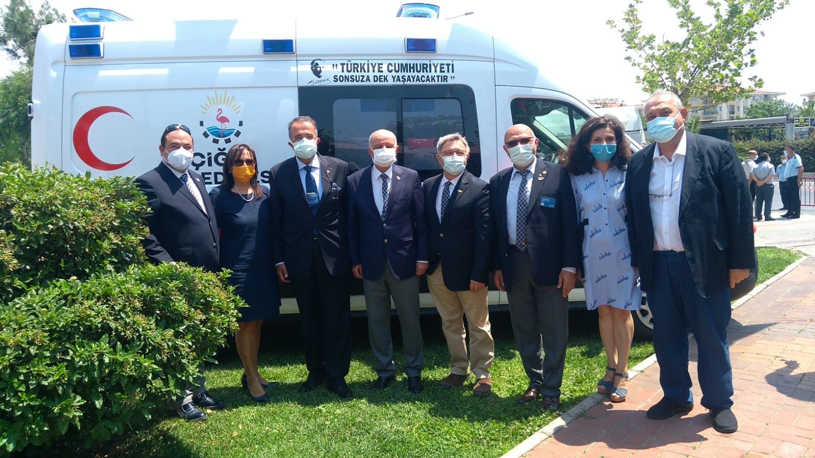 ROTARY’DEN TAM DONANIMLI AMBULANS BAĞIŞI