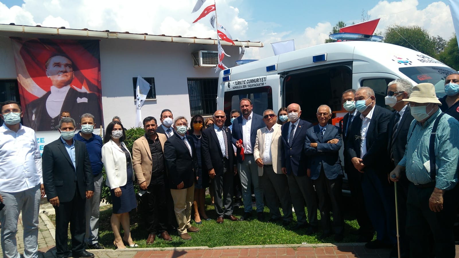 ROTARY’DEN TAM DONANIMLI AMBULANS BAĞIŞI