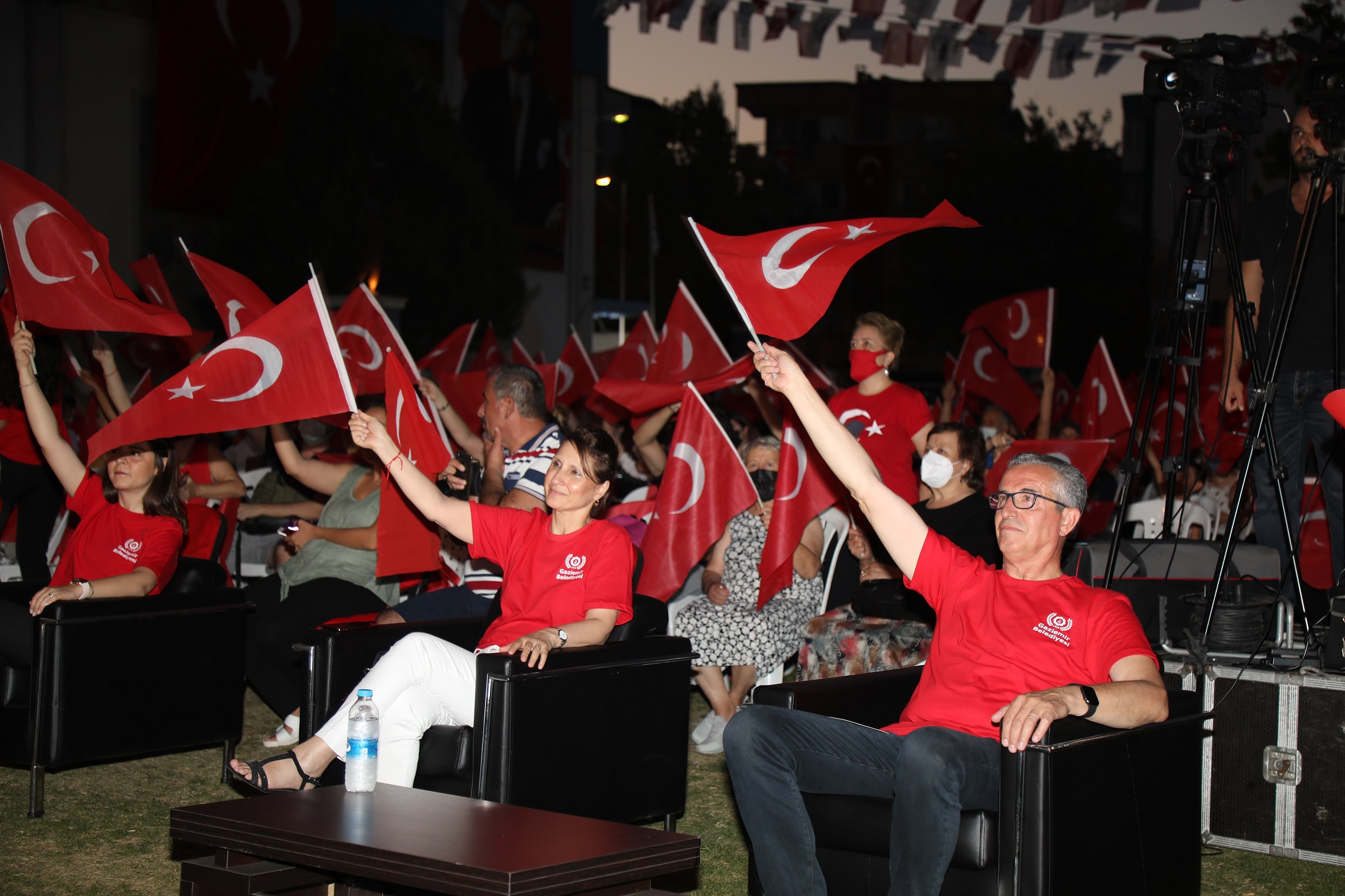 Gaziemir’de 99. gurur yılına yakışır kutlama