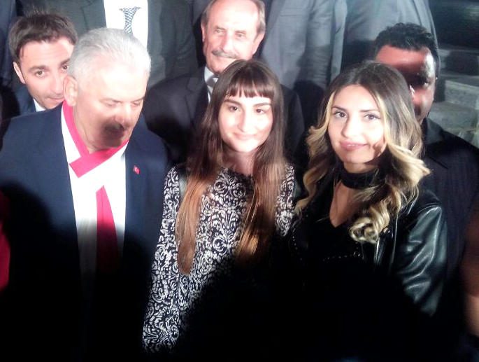 AK Parti'de kadın aday adayları ön plana çıkıyor…