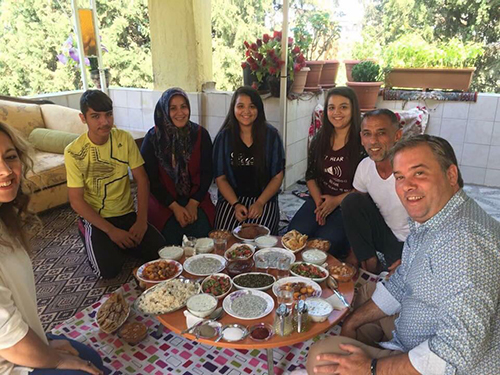 Başkan Piriştina’dan çat kapı ziyaret