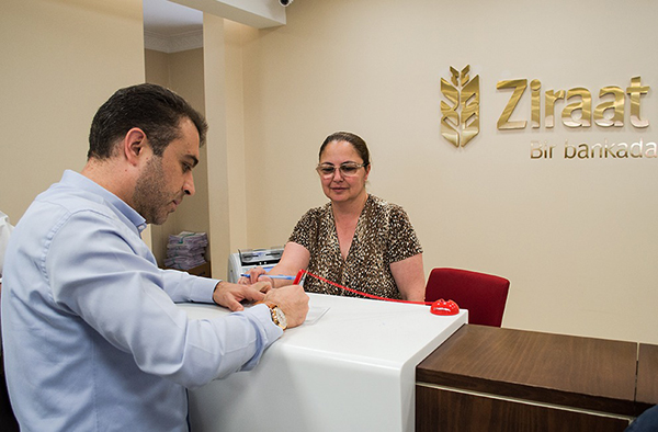 Buca’da Erdoğan’a destek izdihamı