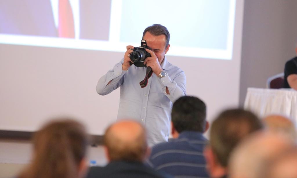 İl Başkanı Şengül teşkilatın fotoğrafını çekti