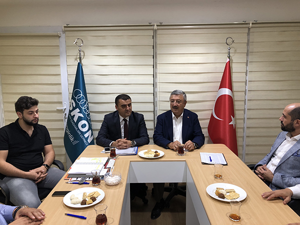 AK PARTİ İZMİR MİLLETVEKİLİ NECİP NASIR ASKON’U ZİYARET ETTİ