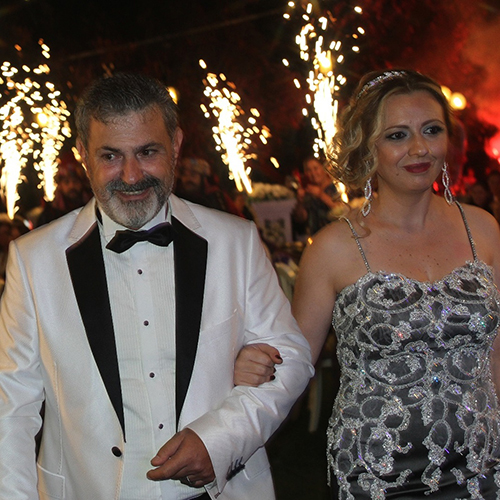 İzmir cemiyet hayatı bu düğünde buluştu