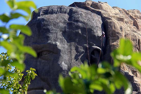Ata'nın maskına bilimsel bakım