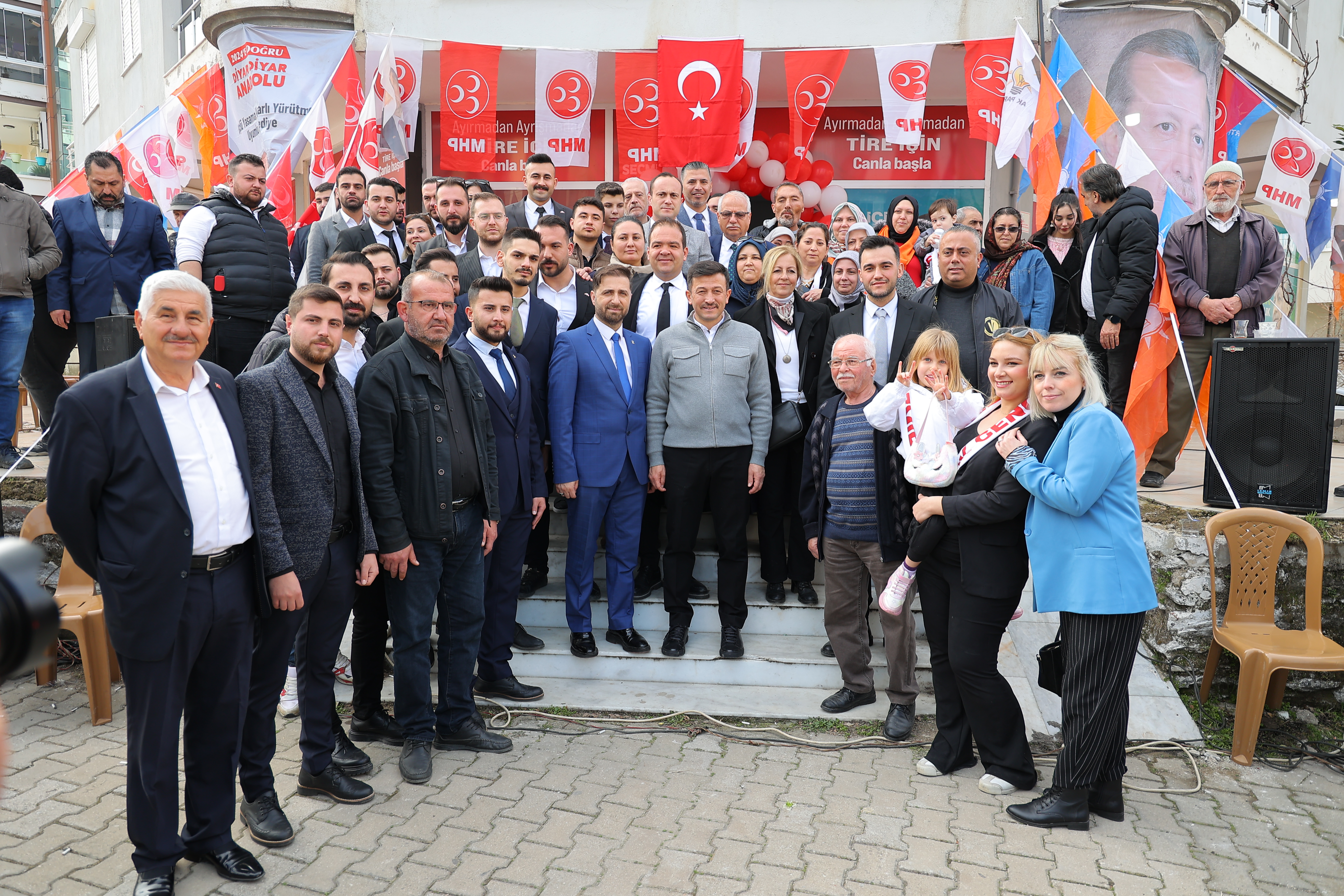 AK Parti adayı Dağ'dan müjde: İzban, Ödemiş ve Tire'ye gelecek