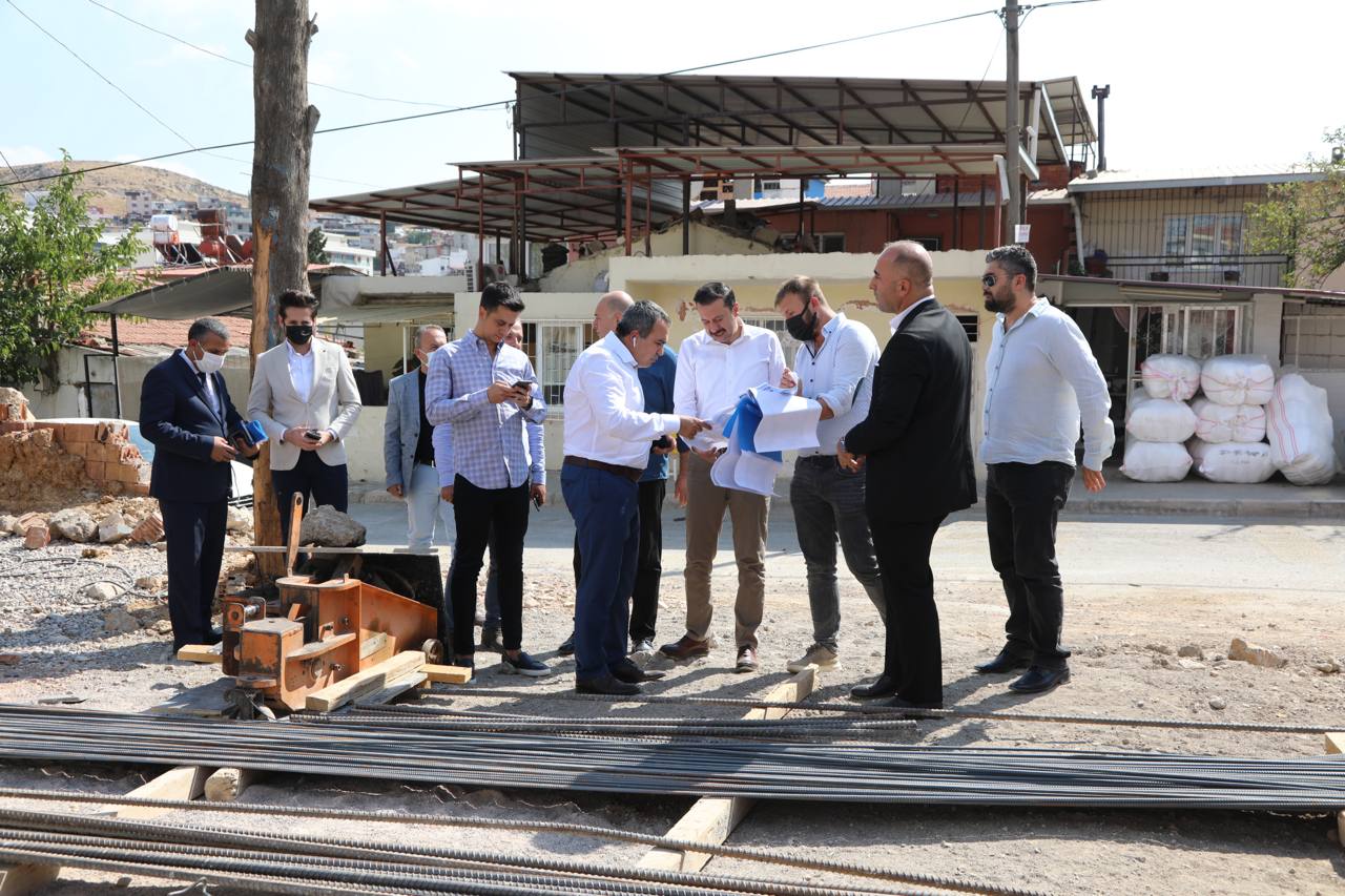 Karabağlar'a 30 okul müjdesi