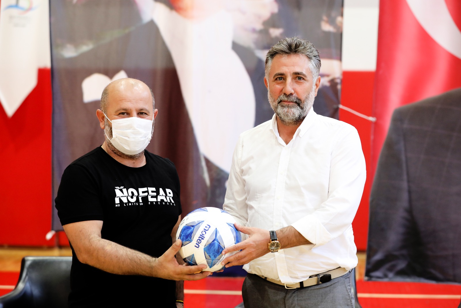 BAŞKAN SANDAL'DAN AMATÖR SPOR KULÜPLERİNE CAN SUYU