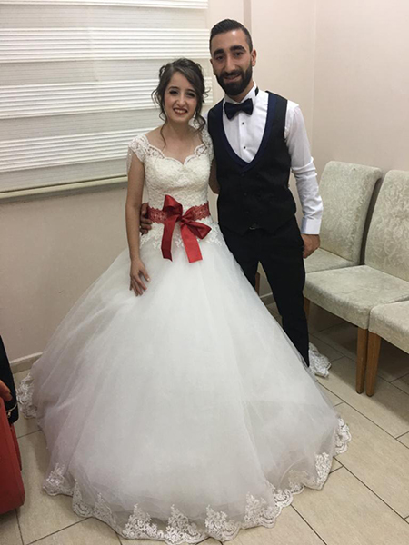 DÜNYAEVİNE GİRDİLER…