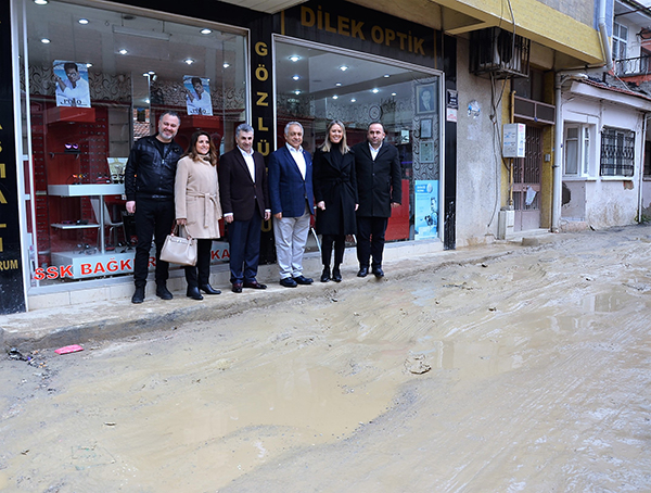 Karabağlar’da başkanı tanımıyorlar