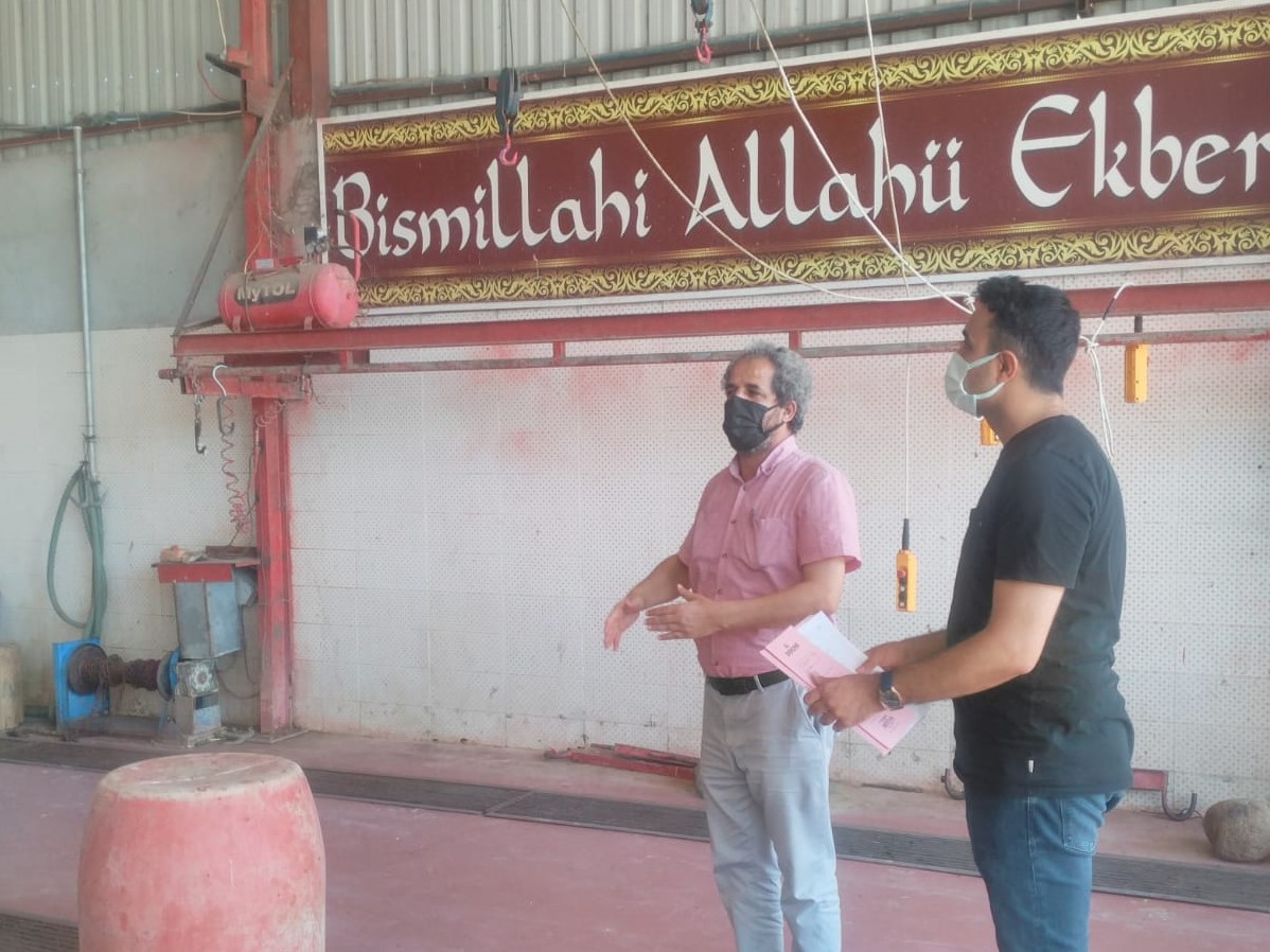 Bergama’da kurban kesim yerleri denetlendi