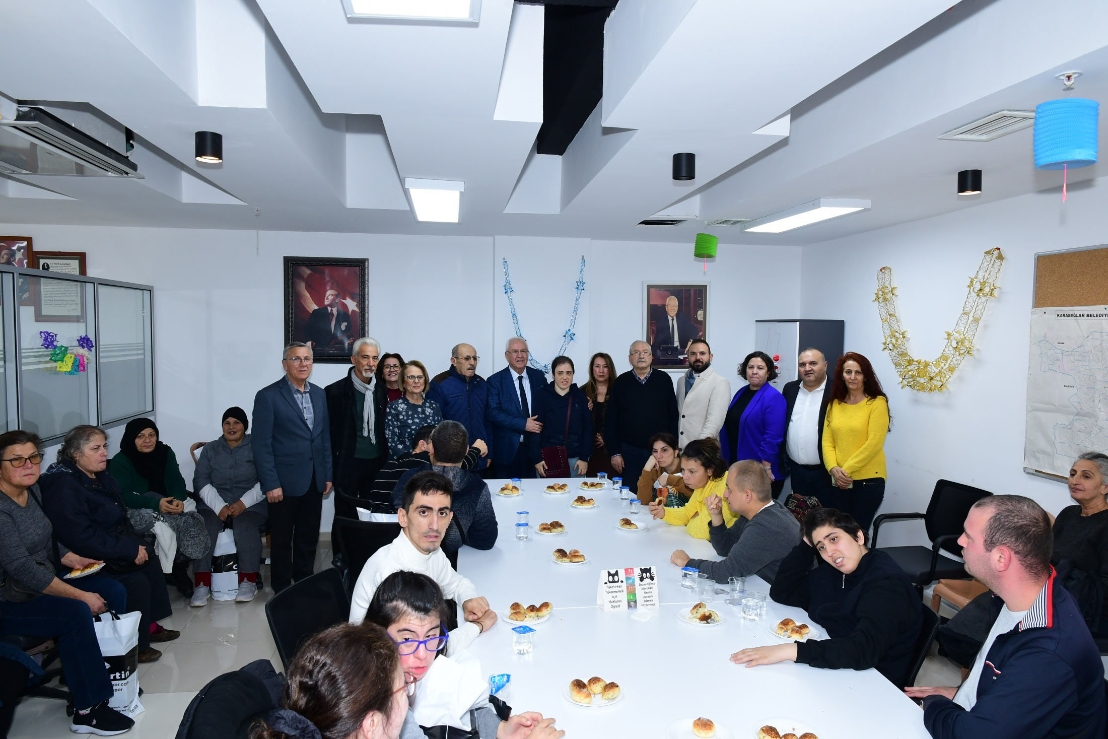 Karabağlar'da dayanışma zamanı