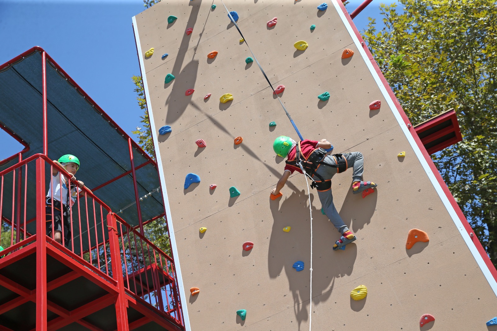 Karşıyaka’da “Macera Parkı” ziyaretçilerini bekliyor