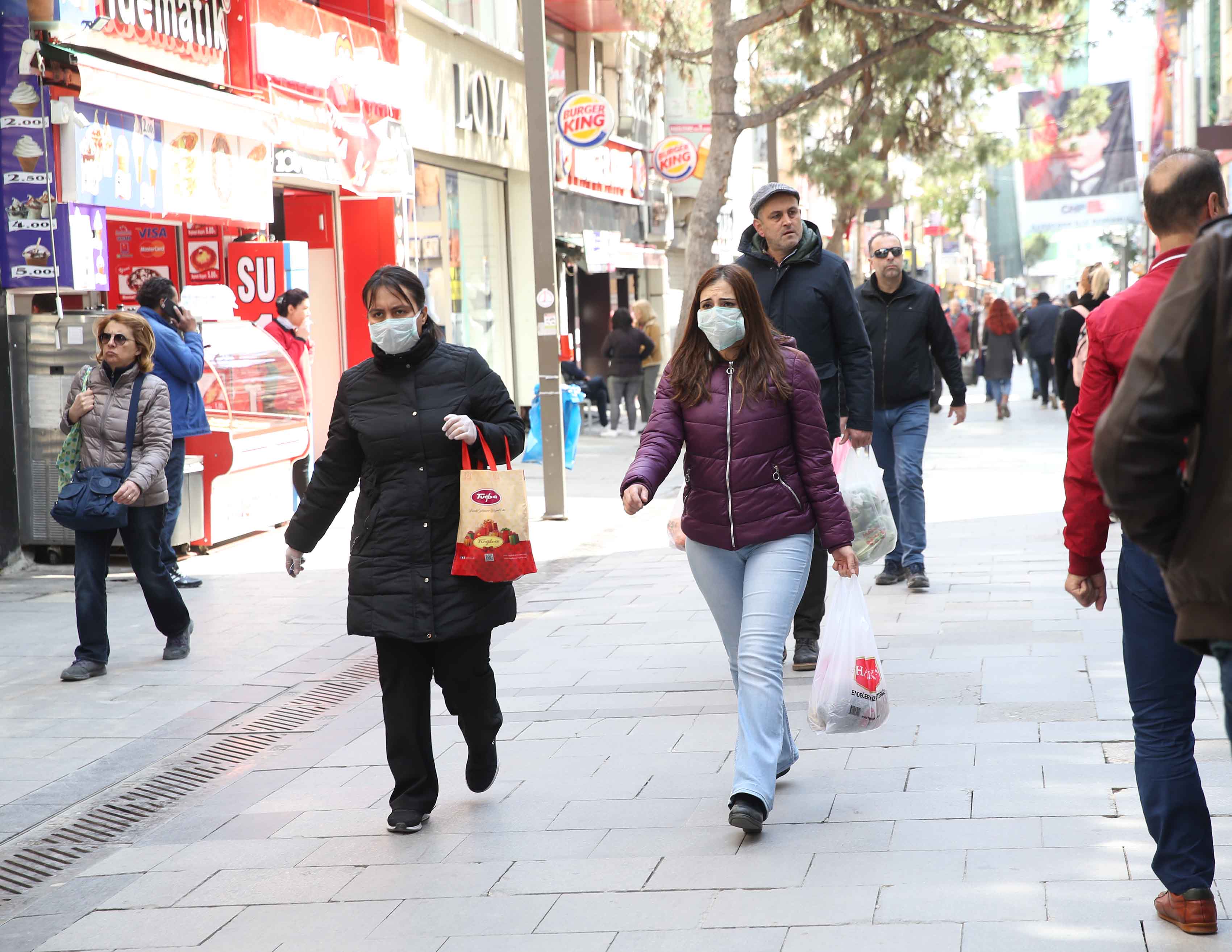 Doktor Başkan'dan 'Evde kalın' çağrısı