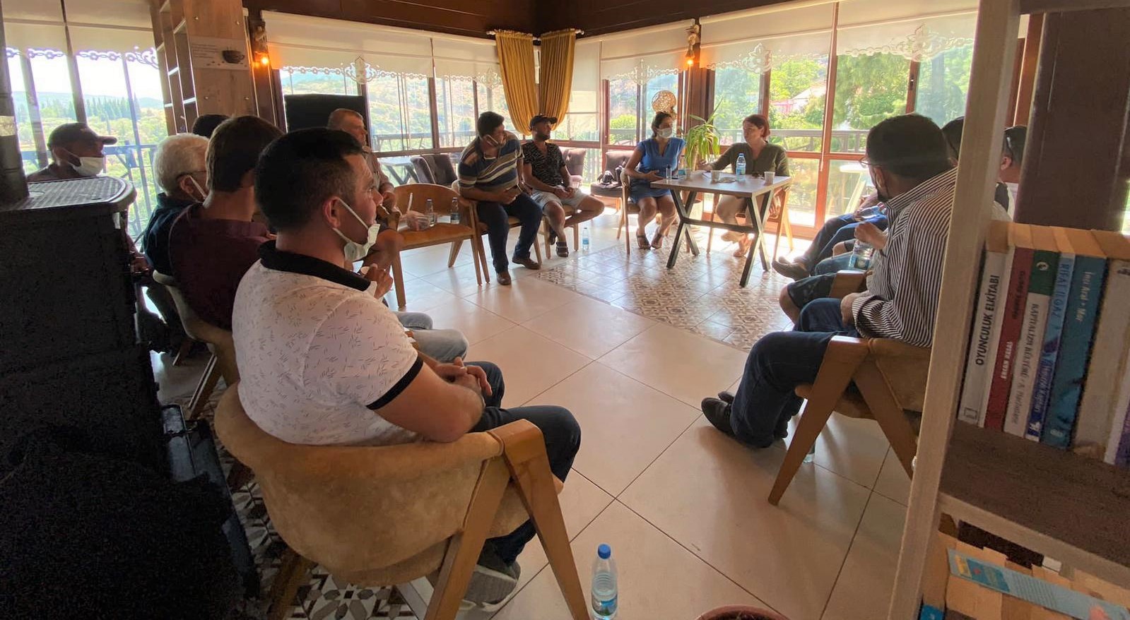 Karaburun Belediyesi’nden Keçi Yetiştiricilerine Tam Destek