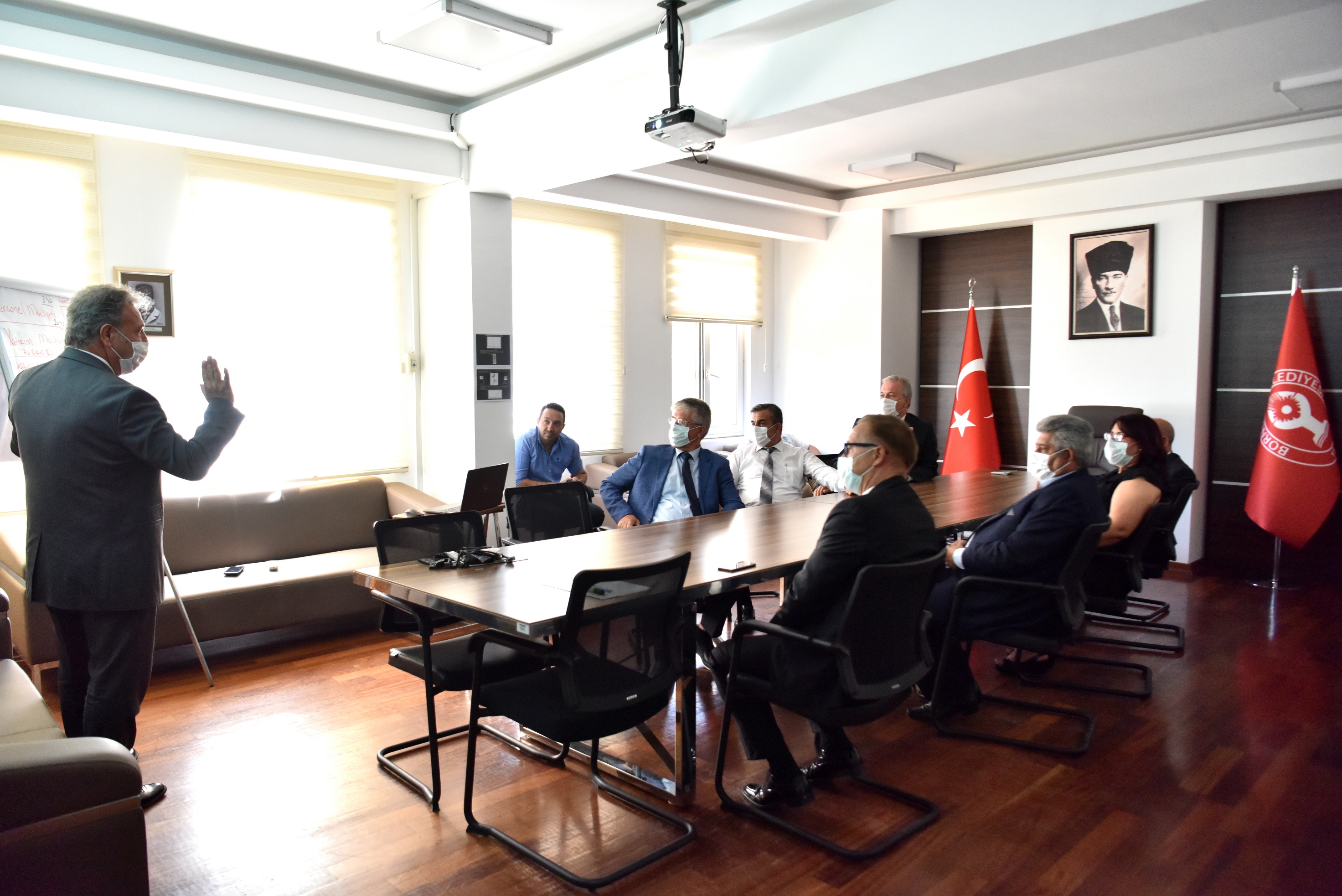 Muhtarlar Derneği’nden Başkan İduğ’a ziyaret