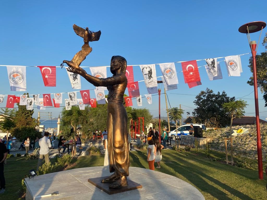 Karaburun ve Mordoğan’da 99 yıldır aynı coşku!