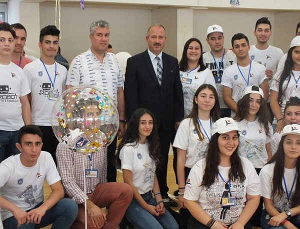 TÜBİTAK Bilim Fuarında Bornova Yine Zirvede...