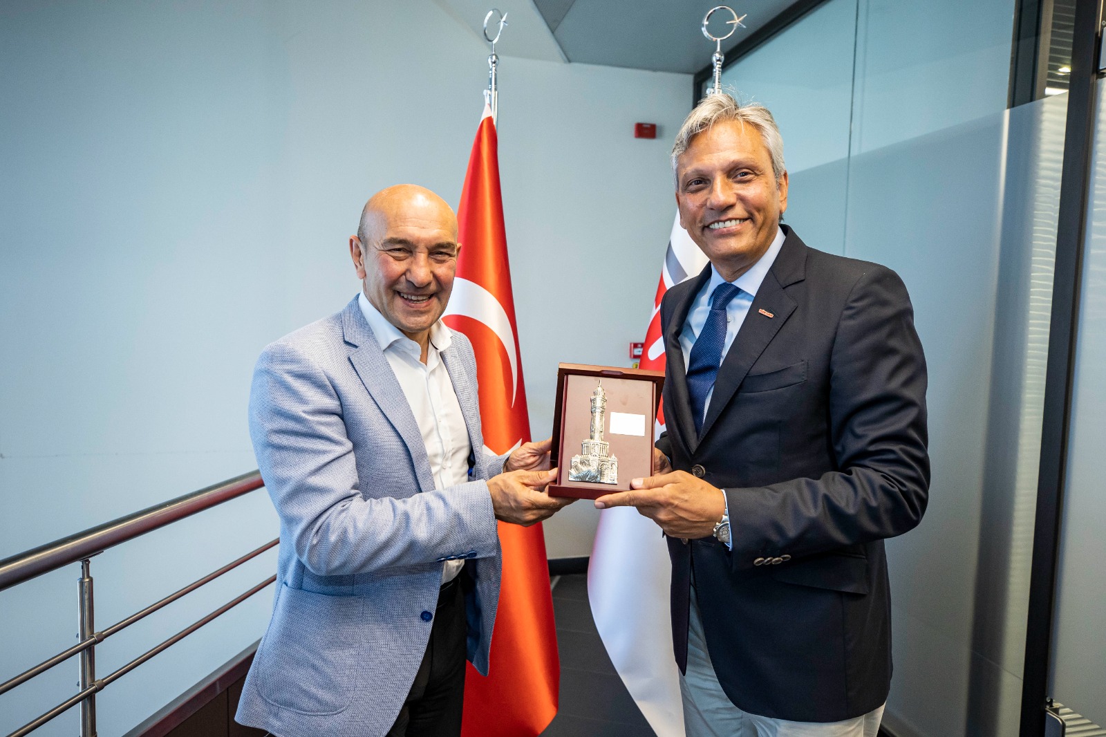 Başkan Soyer TÜRSAB ziyaretinde konuştu: “Travel Turkey dünyada ses getirmeli”