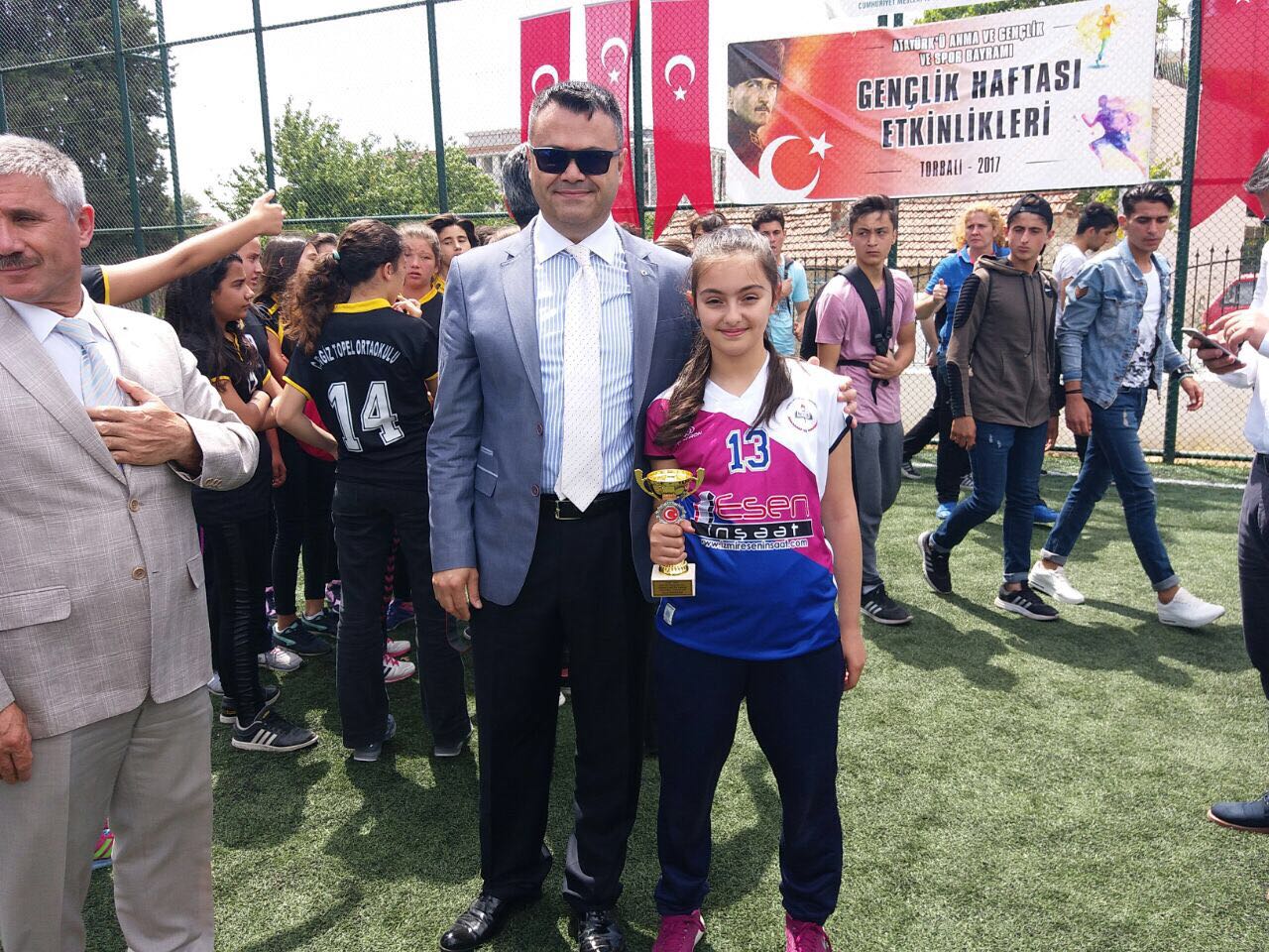 Torbalı'nın şampiyonu Kazım Paşa İlköğretim