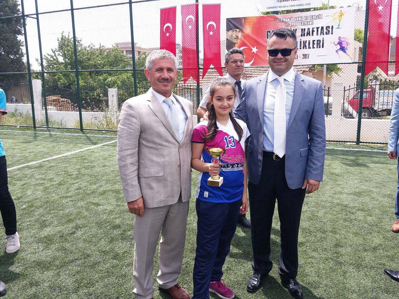 Torbalı'nın şampiyonu Kazım Paşa İlköğretim