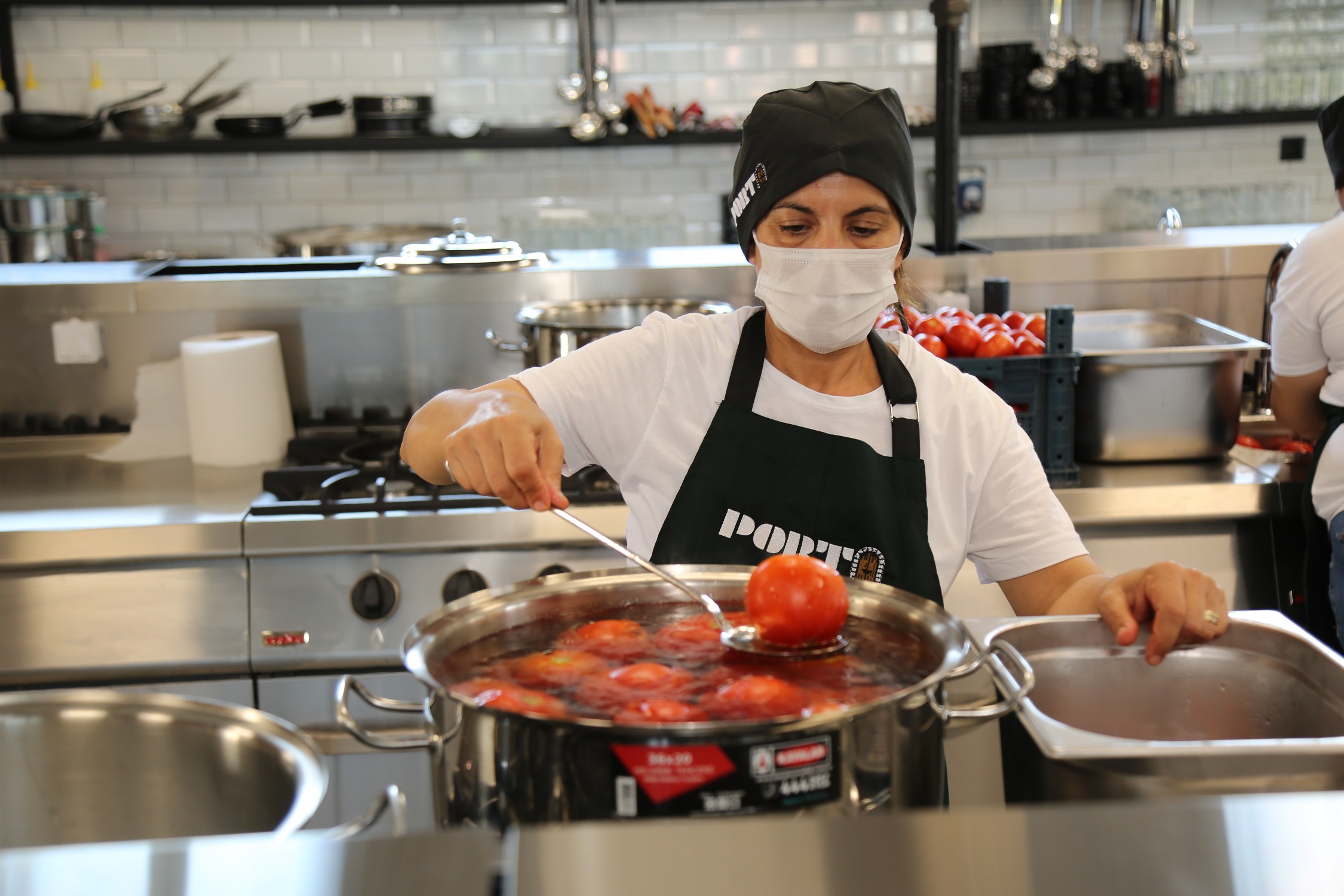 Ve Porta Gaziemir kapılarını açtı…