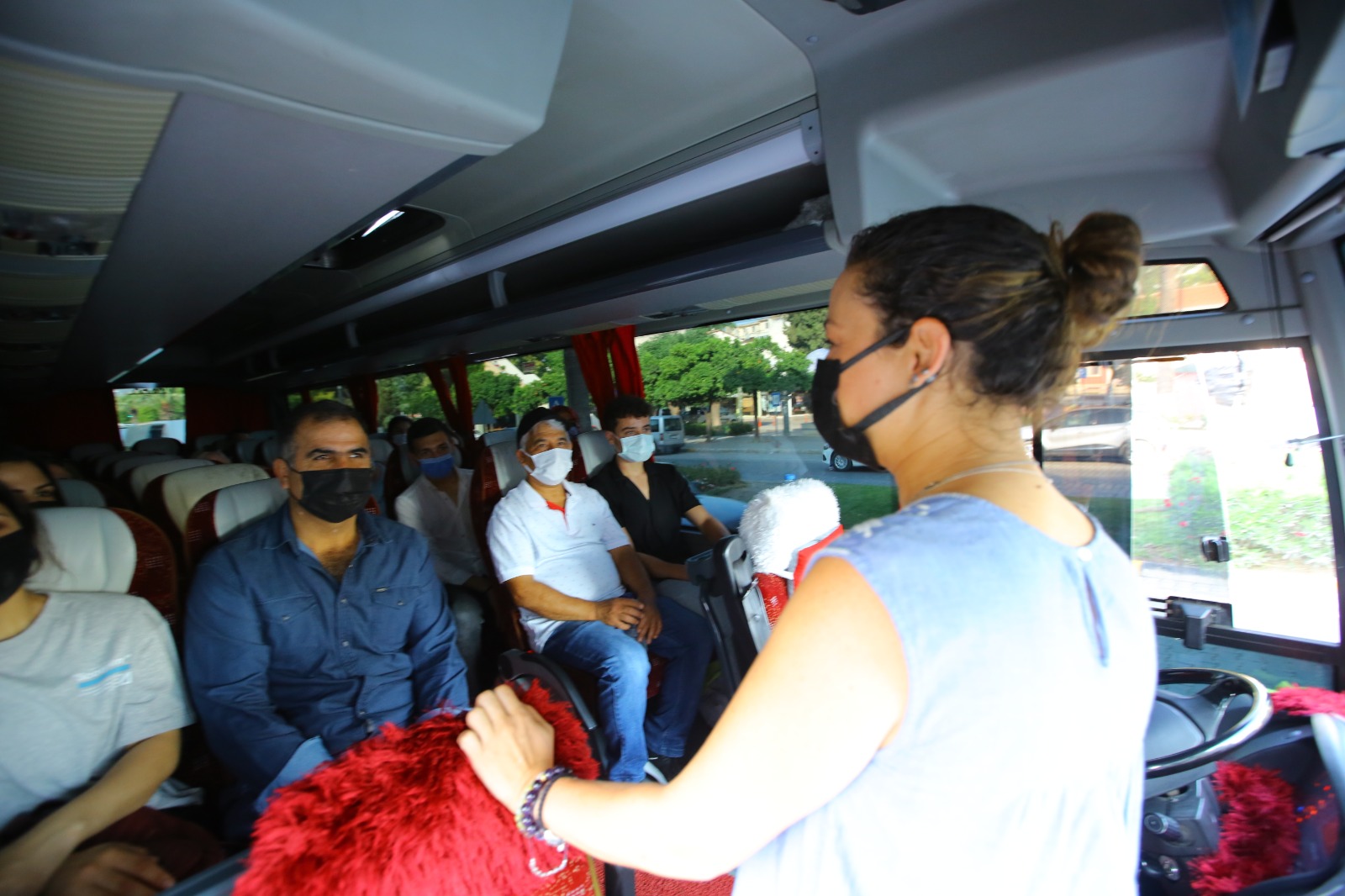 BAŞKAN SENGEL ÜNİVERSİTE ADAYLARINI SINAVA UĞURLADI