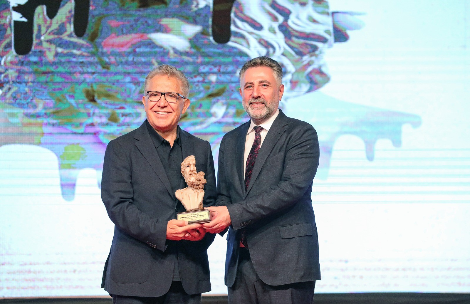 Uluslararası Homeros Festivali’ne muhteşem final Ödüller sahiplerini buldu!