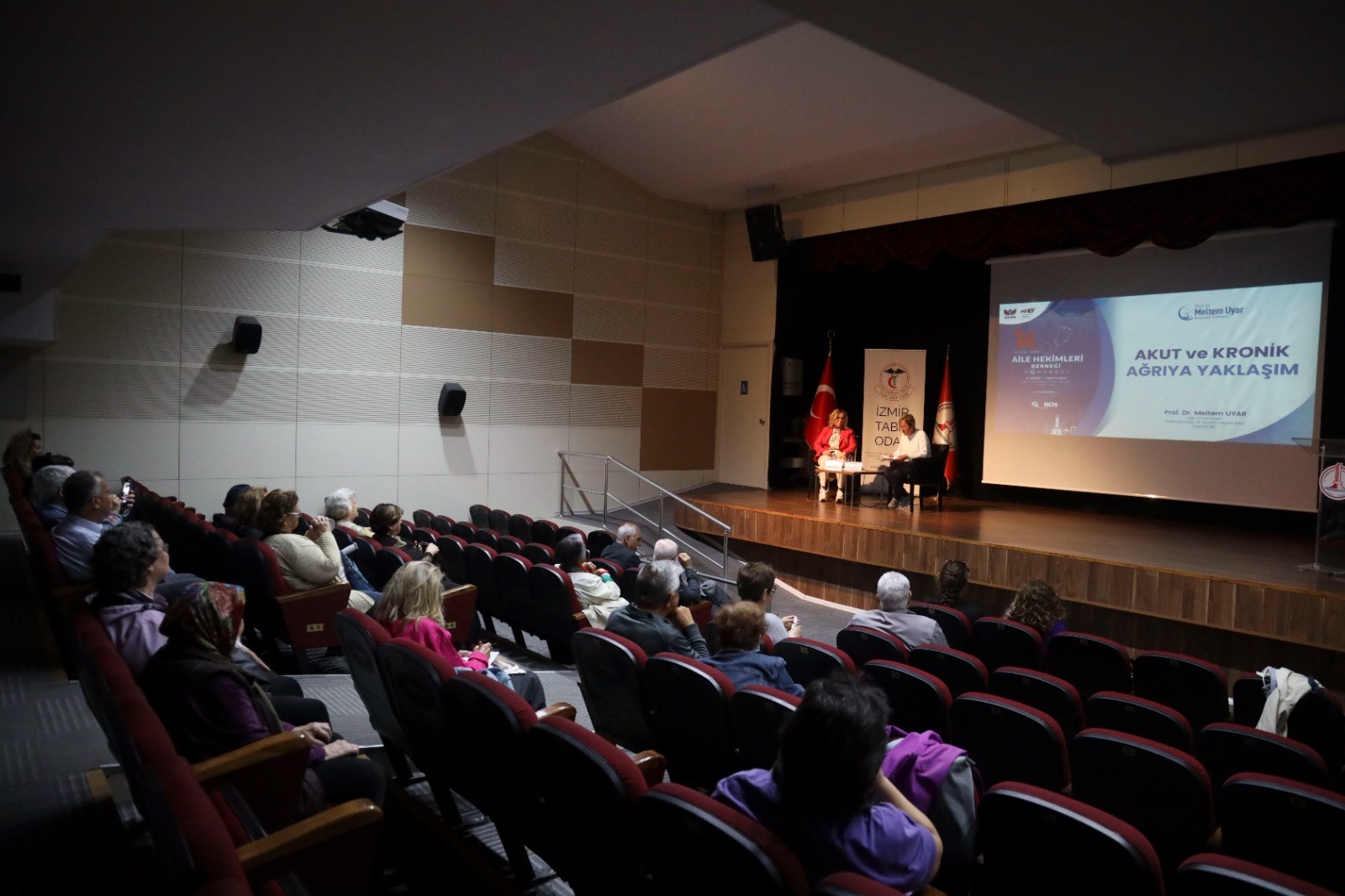 Karşıyaka Belediyesi sağlık söyleşileriyle farkındalık yaratıyor
