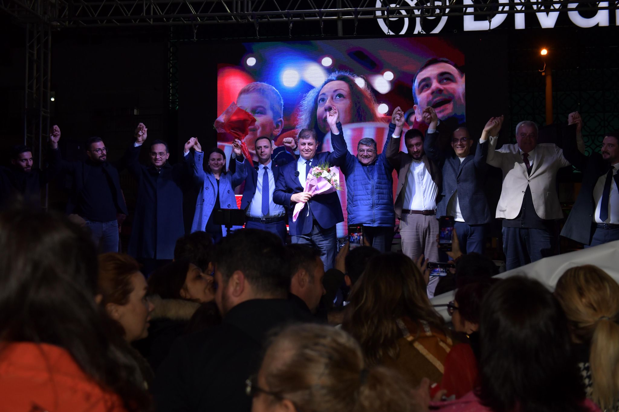 Tugay: “Bu manzarayı görse Özgür Özel sizlerle gurur duyardı”