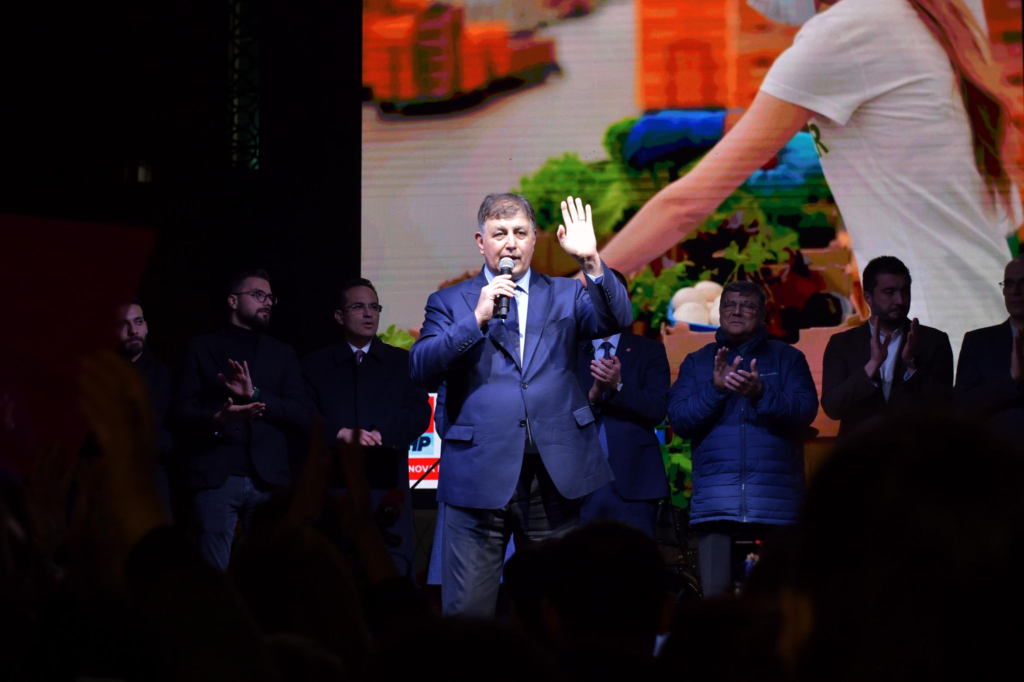 Tugay: “Bu manzarayı görse Özgür Özel sizlerle gurur duyardı”