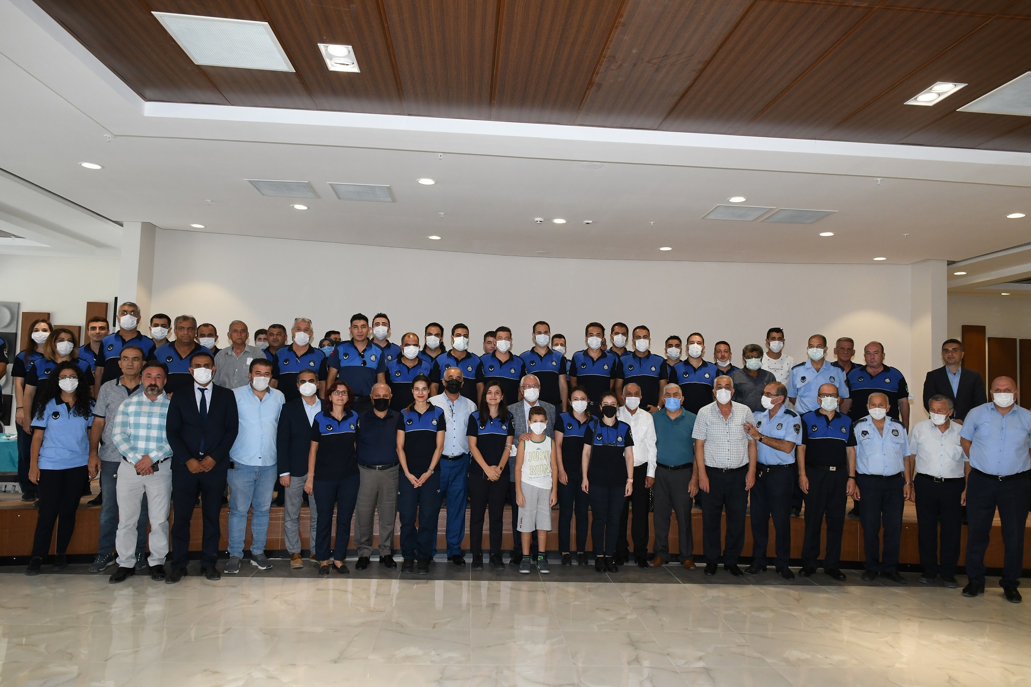 Karabağlar'da zabıtaya 195. yıl kutlaması yapıldı