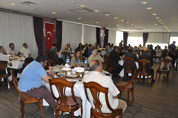 Başkan Şenol: “Gölge etmesinler yeter”