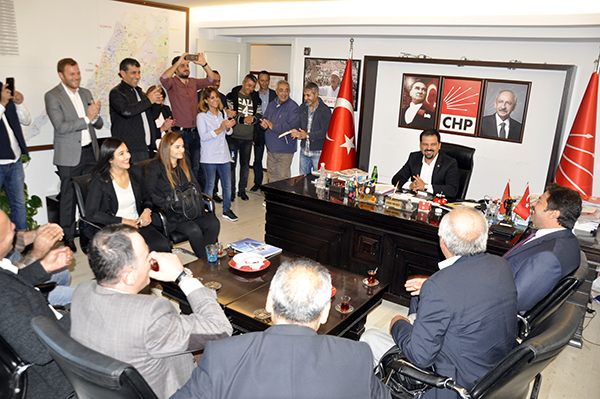 Hizmet adamı Celaleddin Polat, Konak'a aday adayı! 'Koltuğa değil, hizmete talibiz'