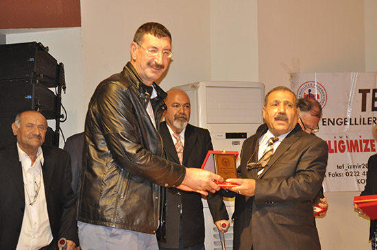 ENGELLERİ KALDIRIP, DOYASIYA EĞLENDİLER