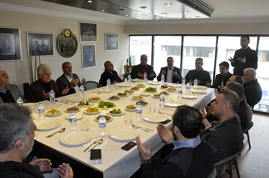 NECiMOĞLU VE AKAN AiLESi KiRVE OLDU