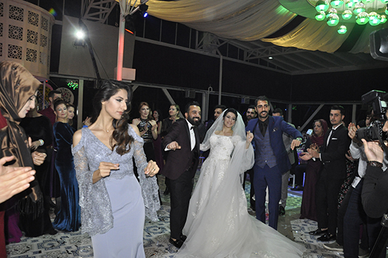 İpek & Alpergün Ailelerinden Görkemli Düğün