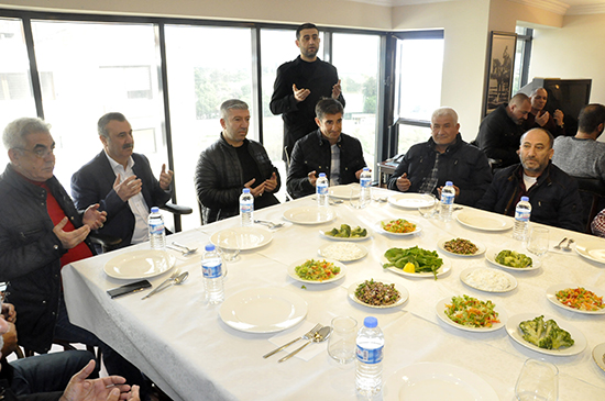 NECiMOĞLU VE AKAN AiLESi KiRVE OLDU