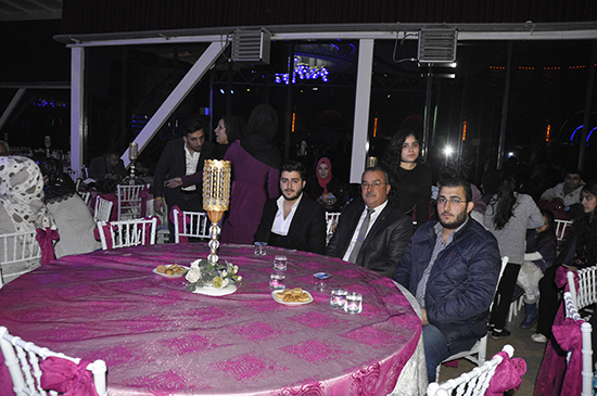 İpek & Alpergün Ailelerinden Görkemli Düğün