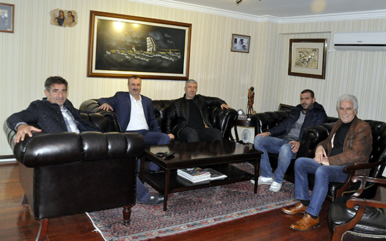 NECiMOĞLU VE AKAN AiLESi KiRVE OLDU