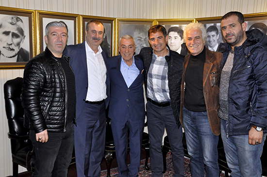 NECiMOĞLU VE AKAN AiLESi KiRVE OLDU