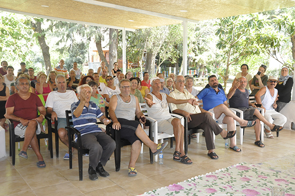 Yazlıkçılardan şikayet için imza hazırlığı