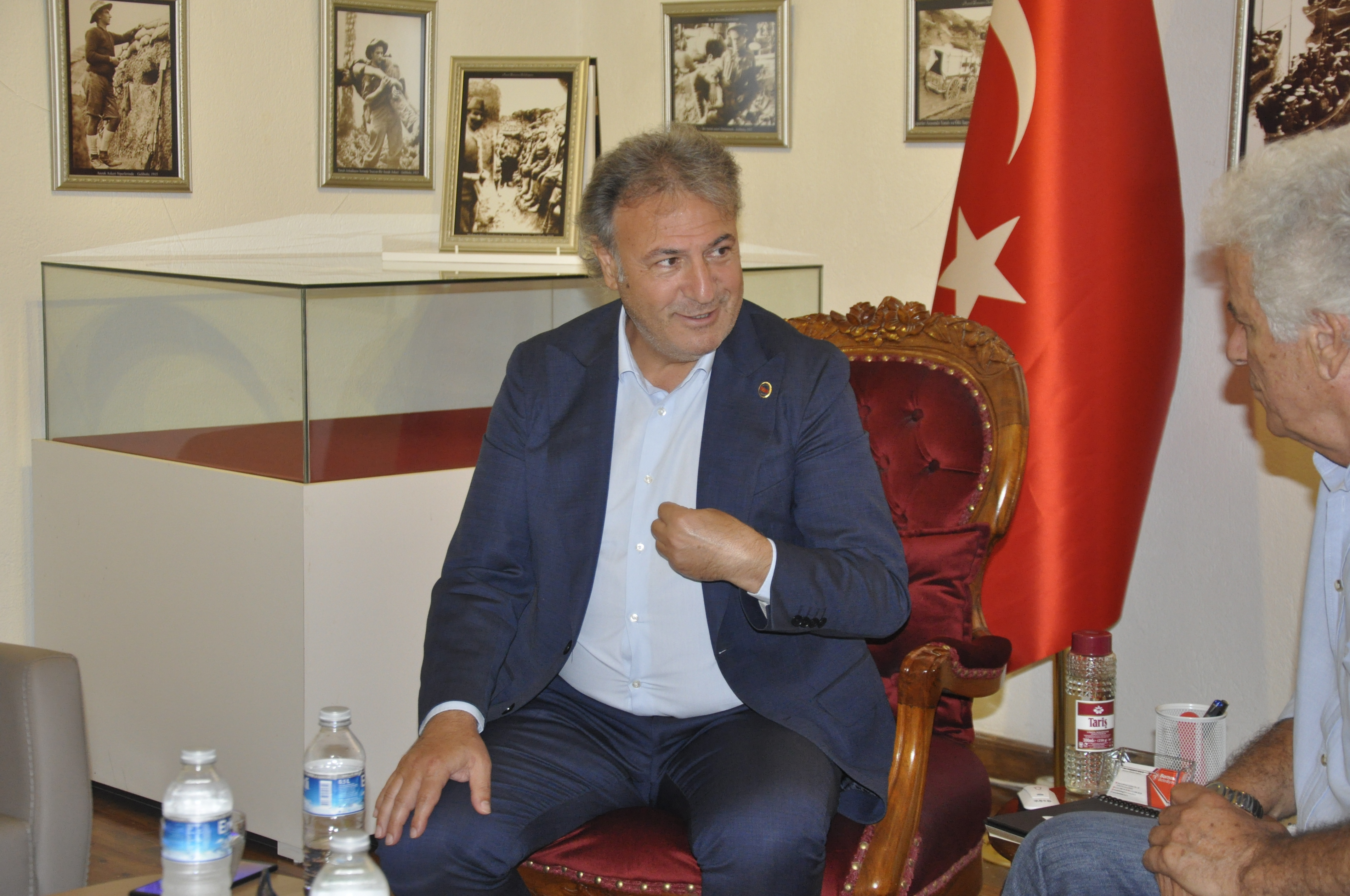 “KENDİ YAĞIMIZDA  KAVRULABİLİYORUZ”