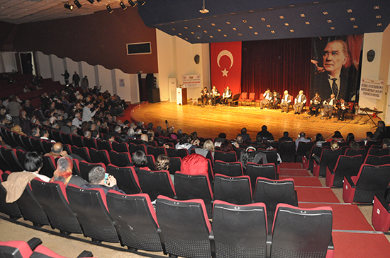 ENGELLERİ KALDIRIP, DOYASIYA EĞLENDİLER