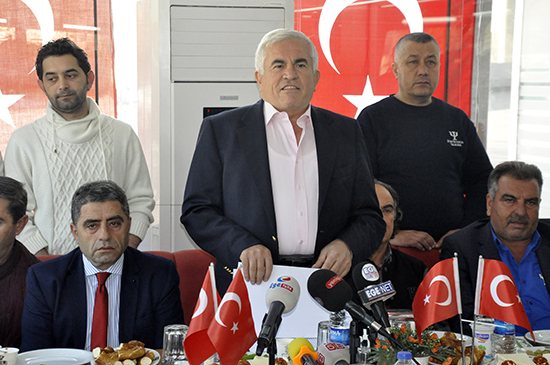 Efsane Başkan yeniden aday