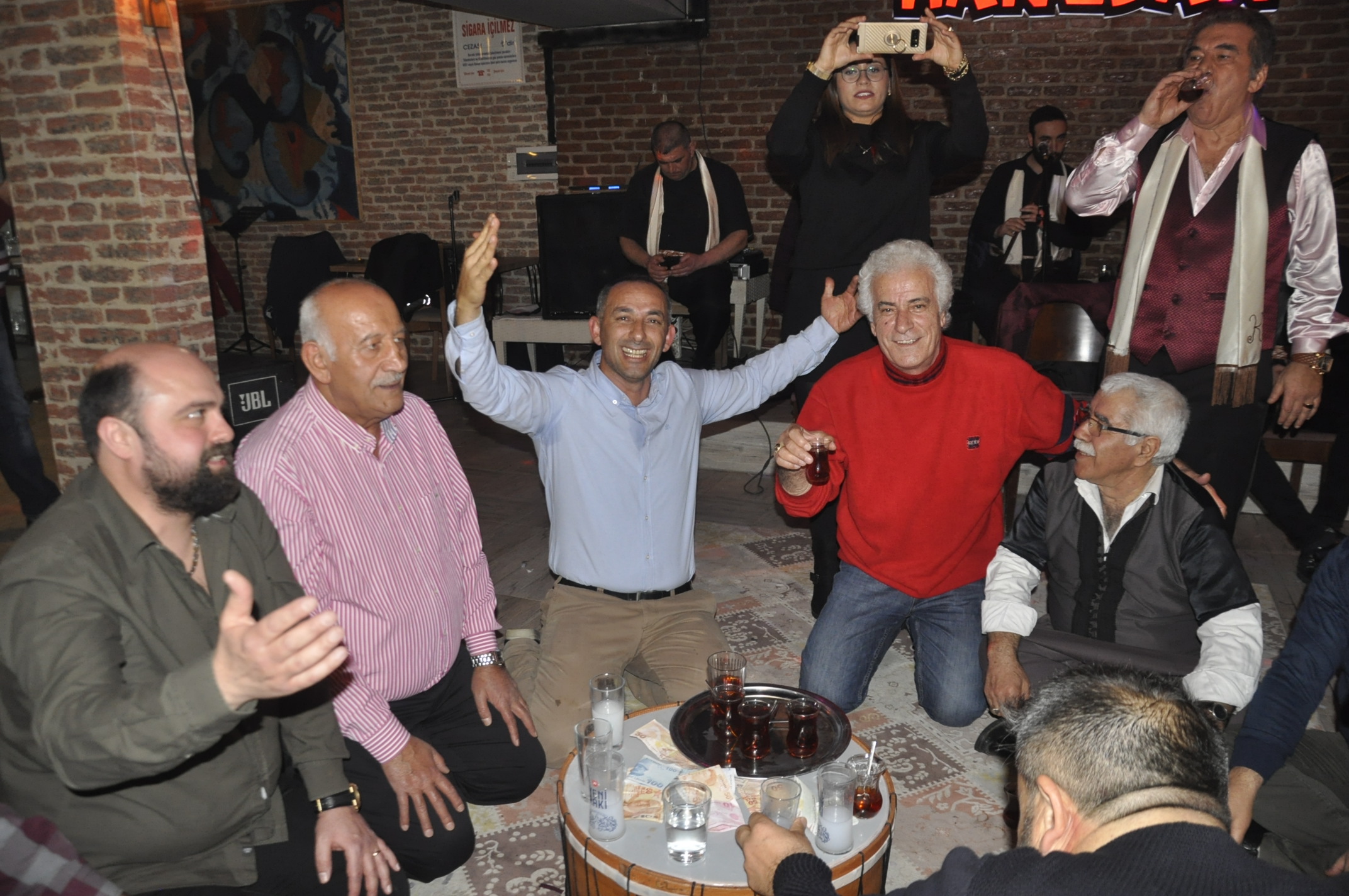 HANEDAN'DA MUHTEŞEM PERFORMANS